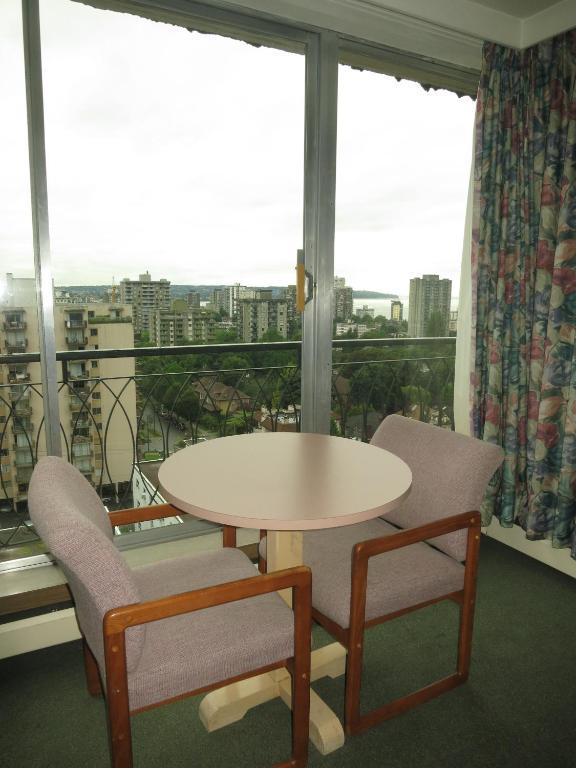 Tropicana Suite Hotel Vancouver Rom bilde